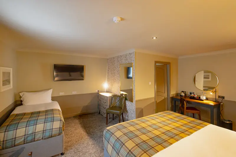 Comfy Family Room - Sleeps 3