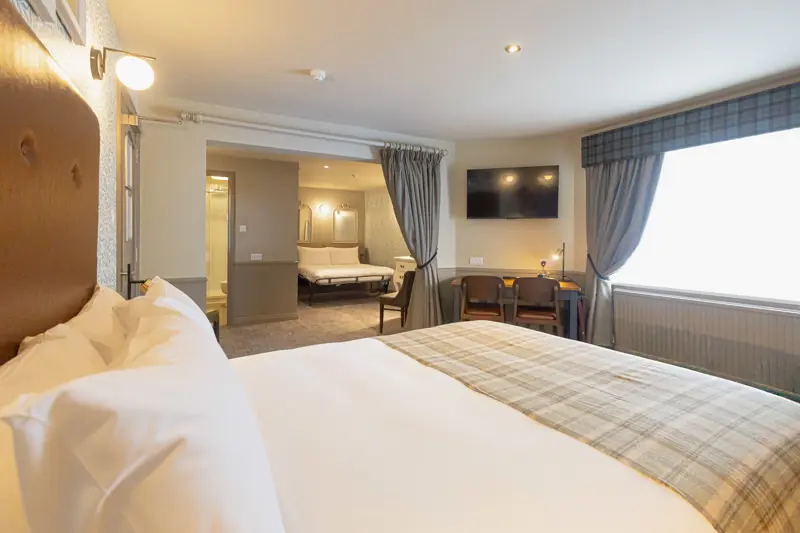 Comfy Family Room - Sleeps 4