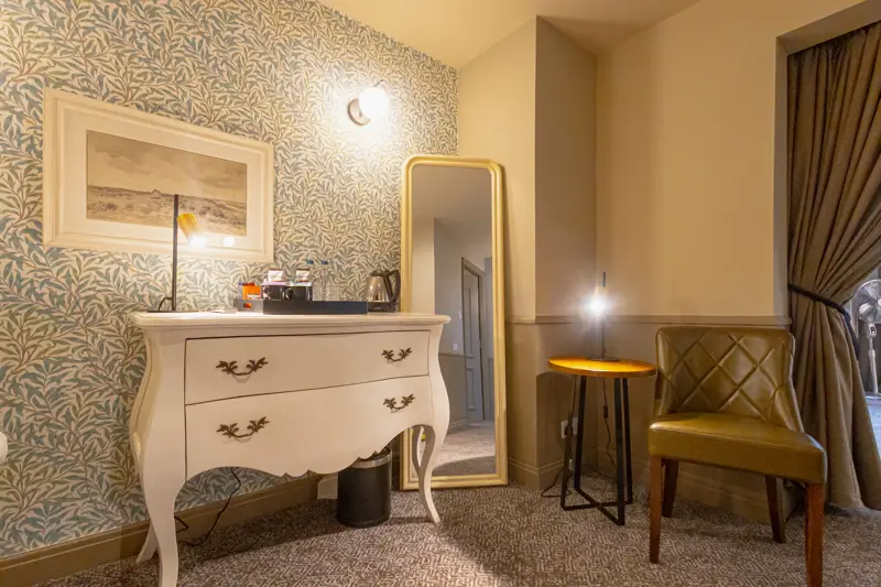 Comfy Family Room - Sleeps 4
