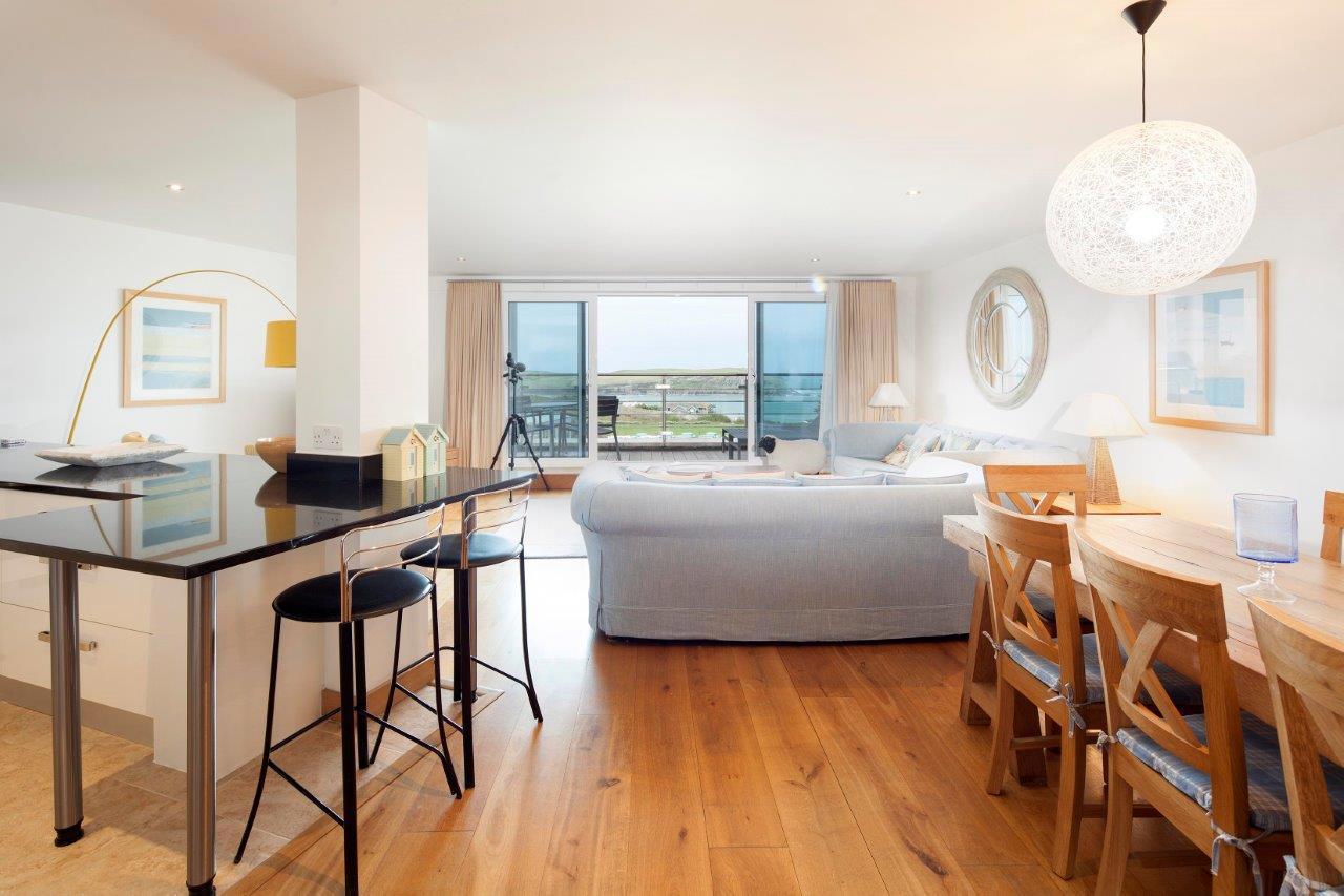 Apartment 206